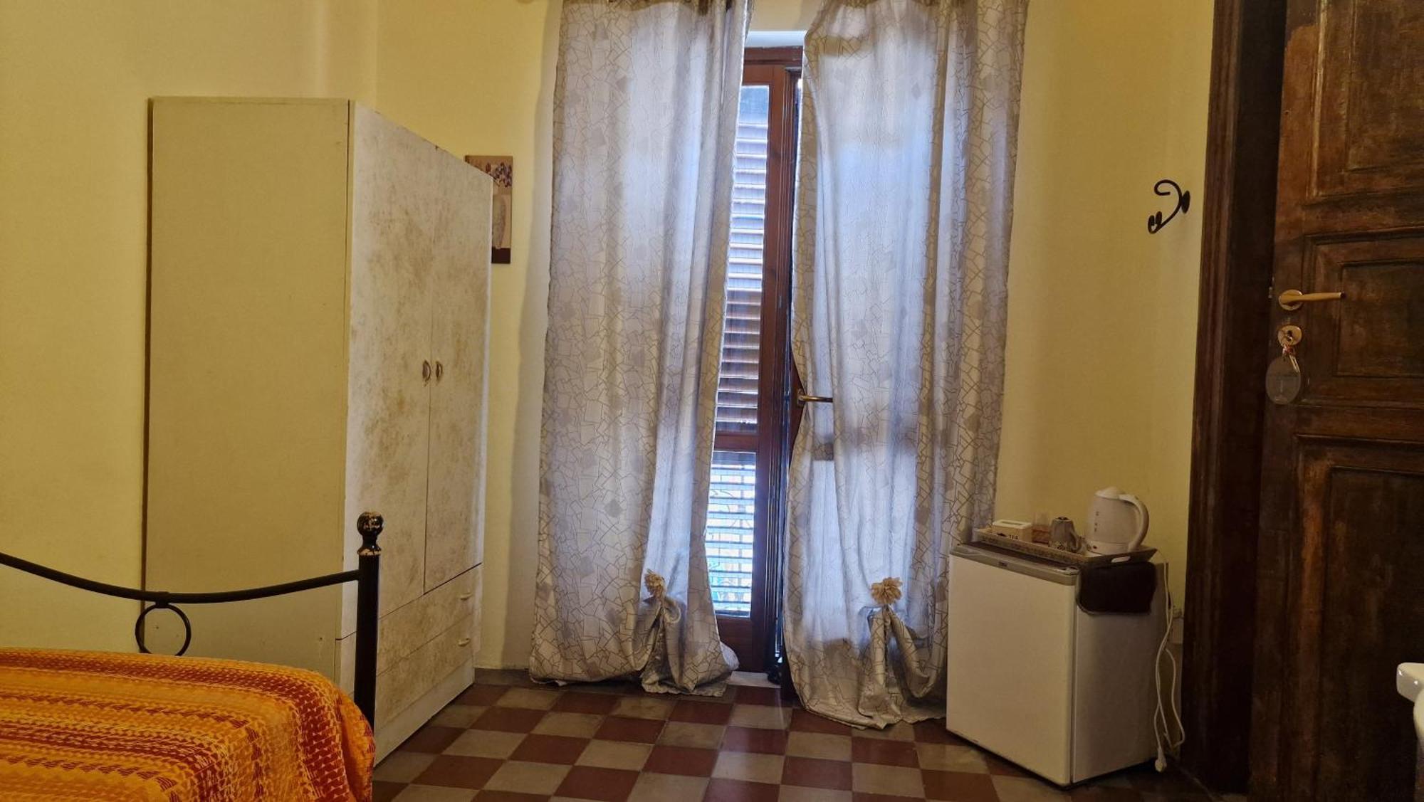 B&B Il Vecchio Messina Trapani Buitenkant foto